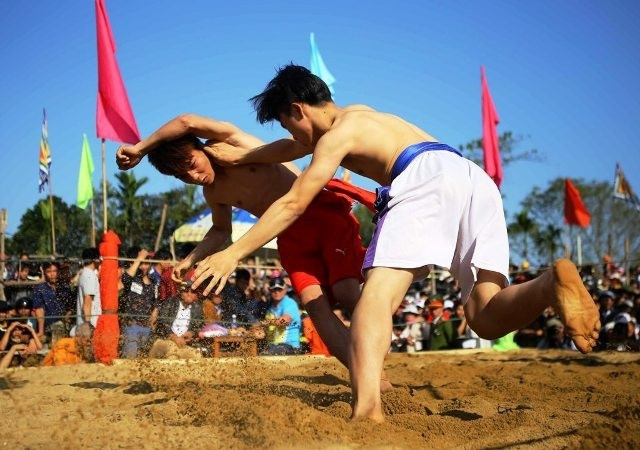 Les fêtes printanières aux quatre coins du pays ảnh 1