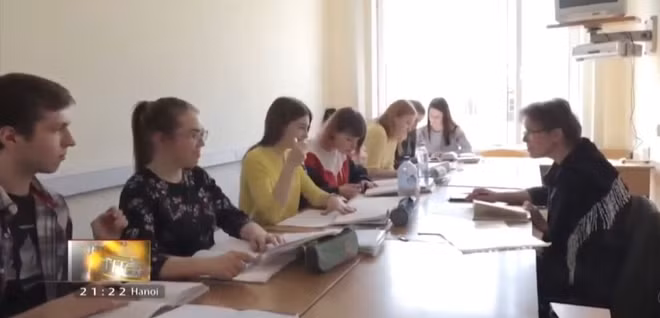 L'enseignement de la langue vietnamienne progresse en Russie ảnh 1