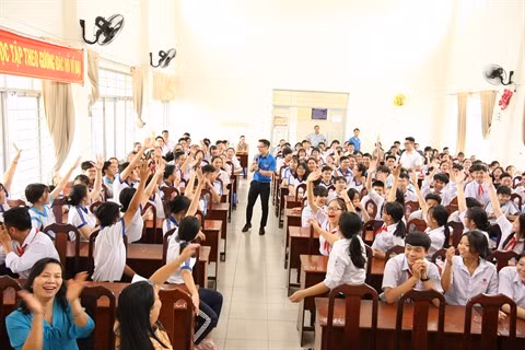 "Dites non aux fausses nouvelles", un bon programme à Cân Tho et Dông Thap ảnh 1