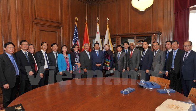 Hanoi veut renforcer ses liens avec l’Utah et San Francisco ảnh 2 Hanoi veut renforcer ses liens avec l’Utah et San Francisco ảnh 2