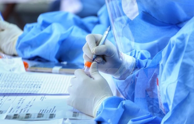 Covid-19 : le Vietnam enregistre 12.170 nouveaux cas en 24 heures ảnh 1 Covid-19 : le Vietnam enregistre 12.170 nouveaux cas en 24 heures ảnh 1