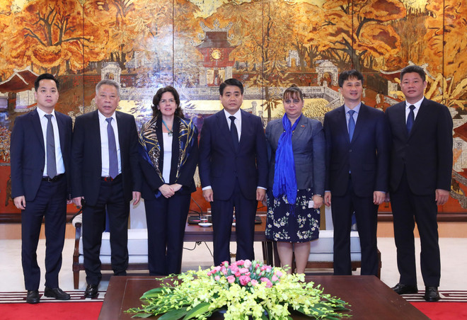 Pour célébrer les 60 ans de l'établissement des relations Vietnam-Cuba ảnh 1 Pour célébrer les 60 ans de l'établissement des relations Vietnam-Cuba ảnh 1