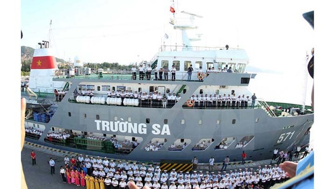 Têt traditionnel : arrivée du premier navire à Truong Sa ảnh 1 Têt traditionnel : arrivée du premier navire à Truong Sa ảnh 1