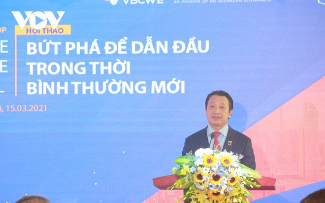 Colloque sur la promotion de l’égalité des sexes au travail ảnh 1 Colloque sur la promotion de l’égalité des sexes au travail ảnh 1