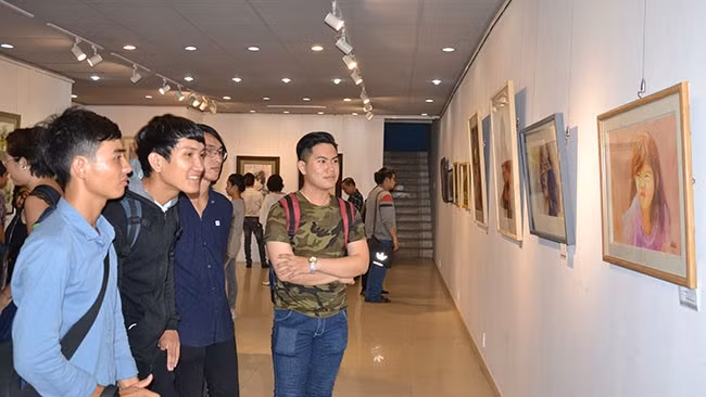 Exposition internationale d’aquarelle à Hô Chi Minh-Ville ảnh 1