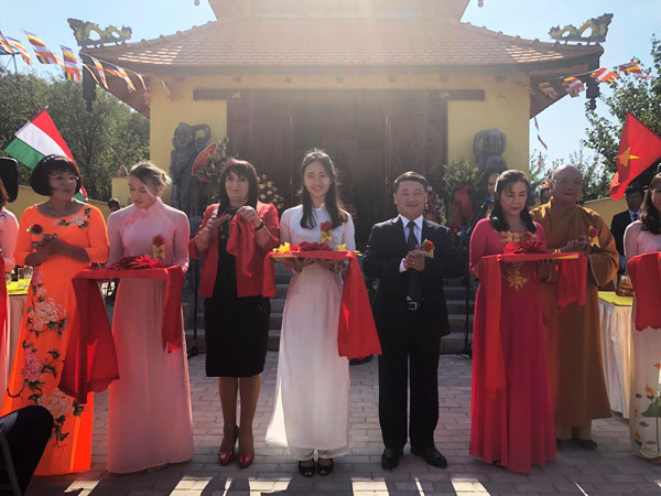 Le première pagode vietnamienne reconnue en Hongrie ảnh 1 Le première pagode vietnamienne reconnue en Hongrie ảnh 1