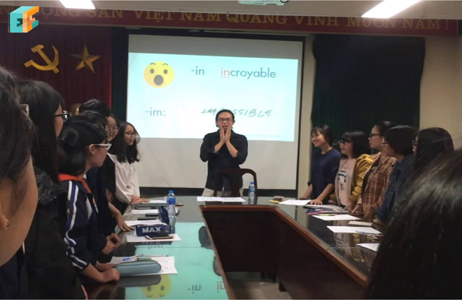 Cours de français à but non lucratif du club “Espace francophone” de l'ULEI ảnh 1 Cours de français à but non lucratif du club “Espace francophone” de l'ULEI ảnh 1