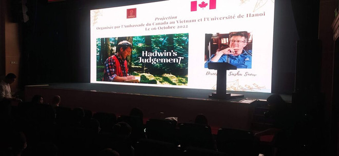La projection du film documentaire Le jugement d’Hadwin à Hanoï ảnh 1 La projection du film documentaire Le jugement d’Hadwin à Hanoï ảnh 1