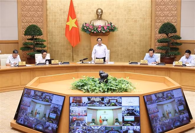 Le PM demande de redoubler d’efforts pour atteindre les objectifs de 2022 ảnh 1