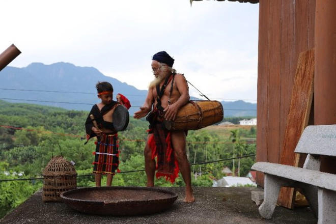 Garder l'âme des gongs pour la jeunesse ảnh 2