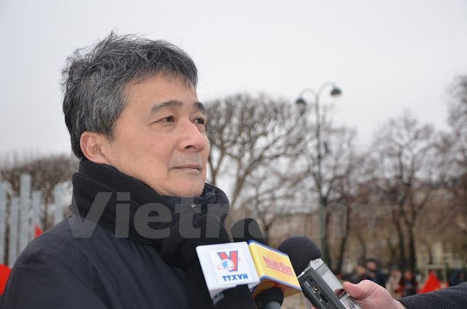 Des Viet kiêu en France confiants en le succès du congrès du Parti ảnh 1 Des Viet kiêu en France confiants en le succès du congrès du Parti ảnh 1