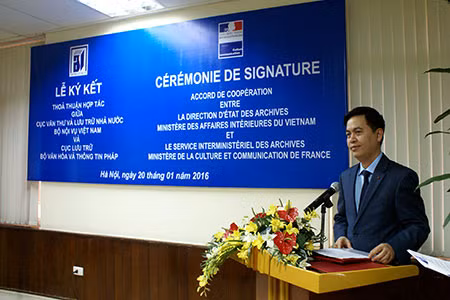 Vietnam-France : coopération dans le secteur des archives ảnh 1