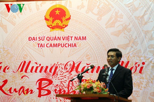Les Viet Kieu au Cambodge et à Macao fêtent le Têt du Singe 2016 ảnh 1 Les Viet Kieu au Cambodge et à Macao fêtent le Têt du Singe 2016 ảnh 1