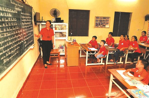 Une enseignante dévouée pour les jeunes défavorisés ảnh 1 Une enseignante dévouée pour les jeunes défavorisés ảnh 1