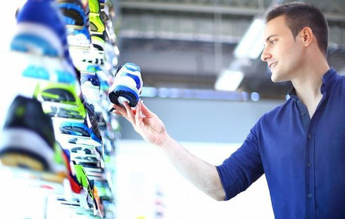 Chaussures et sacs: l’objectif annuel de 21,5 milliards de dollars d’exportation devrait être dépassé ảnh 2 Chaussures et sacs: l’objectif annuel de 21,5 milliards de dollars d’exportation devrait être dépassé ảnh 2