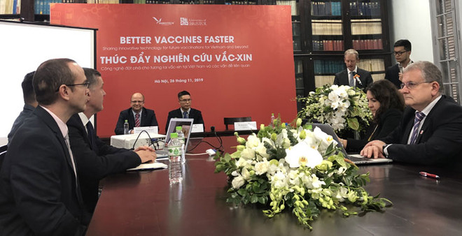 L’assistance britannique au Vietnam dans la production de vaccins ảnh 1