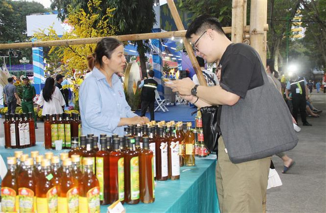 Ouverture du Festival du Nouvel An lunaire 2024 à Hô Chi Minh-Ville ảnh 2
