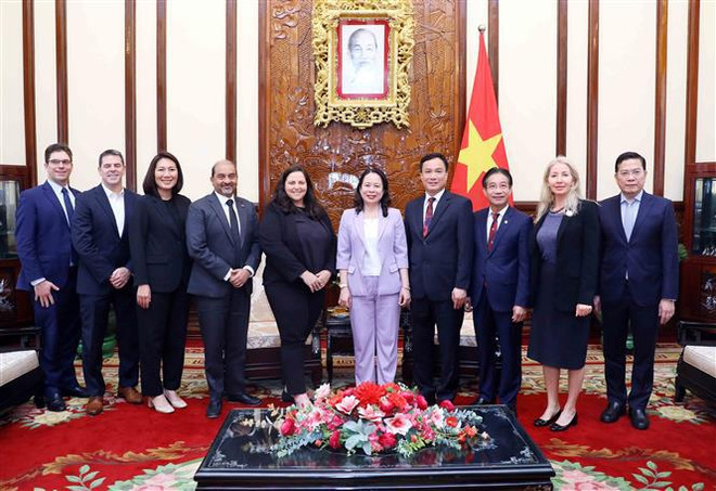 La vice-présidente Vo Thi Anh Xuan reçoit un responsable de Ford Motor ảnh 1