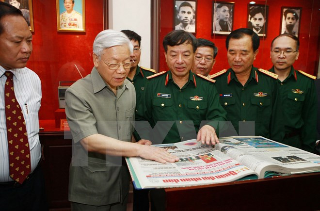 Le Journal ‘’Quan doi nhan dan’’ souffle ses 65 bougies ảnh 1 Le Journal ‘’Quan doi nhan dan’’ souffle ses 65 bougies ảnh 1