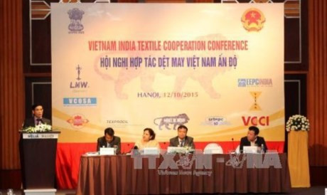 Textile : le Vietnam souhaite diversifier l'approvisionnement de ses matières premières ảnh 1