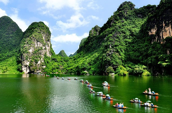 Année nationale du tourisme 2020: de belles opportunités pour la promotion du tourisme à Ninh Binh ảnh 1 Année nationale du tourisme 2020: de belles opportunités pour la promotion du tourisme à Ninh Binh ảnh 1