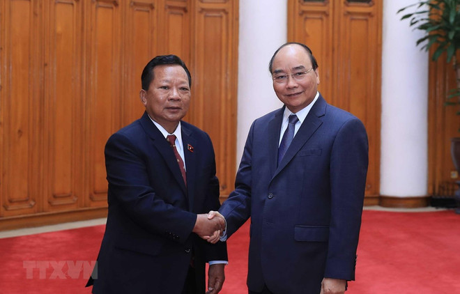 Le PM Nguyên Xuân Phuc reçoit les ministres laotien et cambodgien de la Défense ảnh 1 Le PM Nguyên Xuân Phuc reçoit les ministres laotien et cambodgien de la Défense ảnh 1
