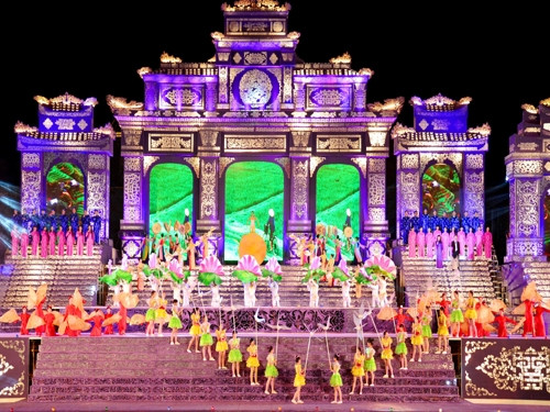 Le Festival de Huê 2018 mettra l’accent sur la quintessence culturelle et artistique du Vietnam ảnh 1 Le Festival de Huê 2018 mettra l’accent sur la quintessence culturelle et artistique du Vietnam ảnh 1