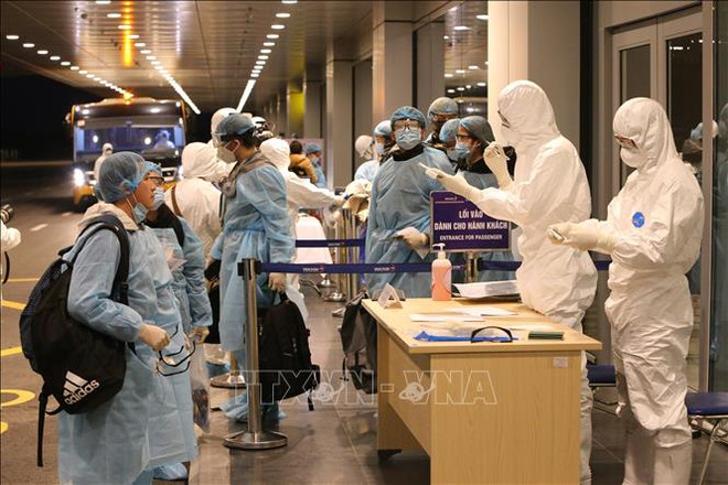 COVID-19: Vietnam Airlines facilite le rapatriement des Vietnamiens d’Europe ảnh 2 COVID-19: Vietnam Airlines facilite le rapatriement des Vietnamiens d’Europe ảnh 2