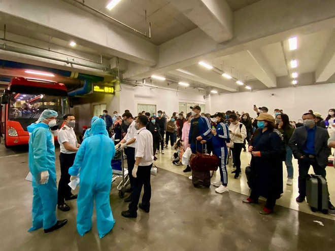 COVID-19: la prévention et la lutte contre l’épidémie dans l’aéroport international de Noi Bai ảnh 1 COVID-19: la prévention et la lutte contre l’épidémie dans l’aéroport international de Noi Bai ảnh 1