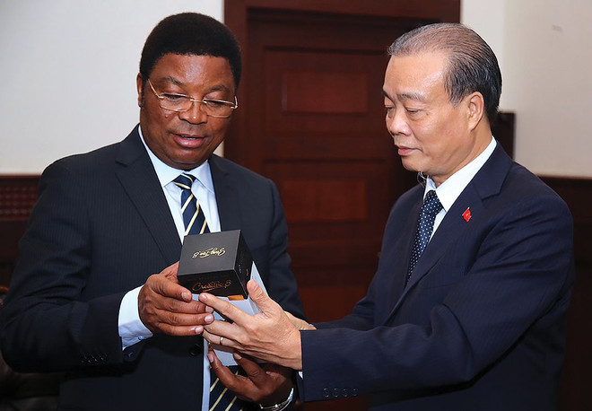 Le Vietnam et la Tanzanie se tournent vers un avenir meilleur ảnh 1 Le Vietnam et la Tanzanie se tournent vers un avenir meilleur ảnh 1