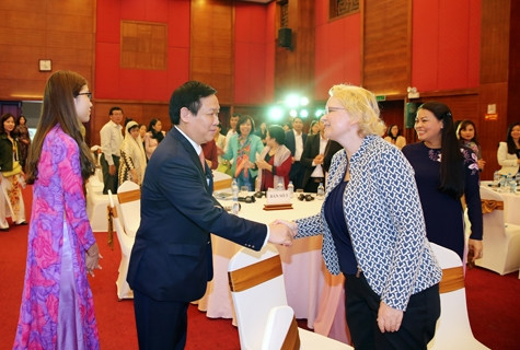 Le Vietnam souhaite promouvoir l'autonomisation économique des femmes ảnh 1 Le Vietnam souhaite promouvoir l'autonomisation économique des femmes ảnh 1