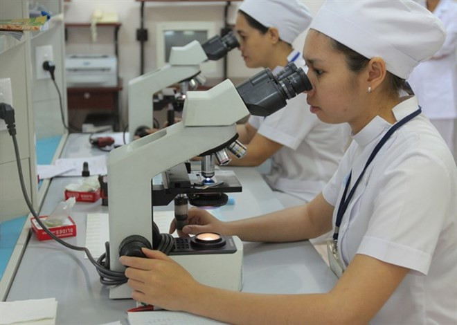 Quatre centres de haute technologie créés à Hanoi pour répondre à la demande de soins ảnh 1