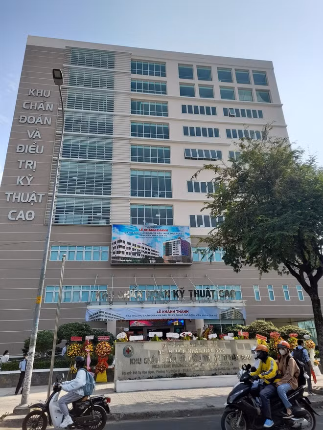 Inauguration d’un bâtiment de traitement high-tech à l'Hôpital du peuple 115 ảnh 1