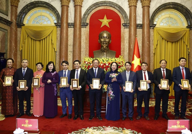Journée des médecins vietnamiens: Vo Thi Anh Xuân rencontre des représentants du secteur médical ảnh 1 Journée des médecins vietnamiens: Vo Thi Anh Xuân rencontre des représentants du secteur médical ảnh 1