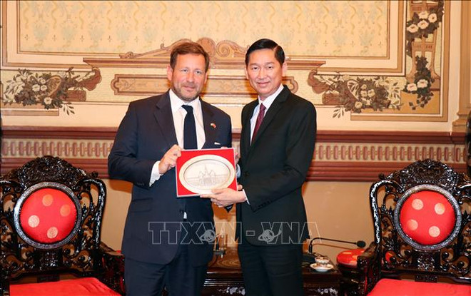 Hô Chi Minh-Ville veut coopérer avec le Royaume-Uni dans le commerce ảnh 1 Hô Chi Minh-Ville veut coopérer avec le Royaume-Uni dans le commerce ảnh 1