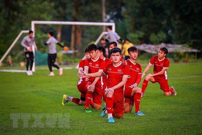 AFF Suzuki Cup 2018 : l'ambassadeur du Vietnam au Myanmar encourage la sélection nationale ảnh 1 AFF Suzuki Cup 2018 : l'ambassadeur du Vietnam au Myanmar encourage la sélection nationale ảnh 1