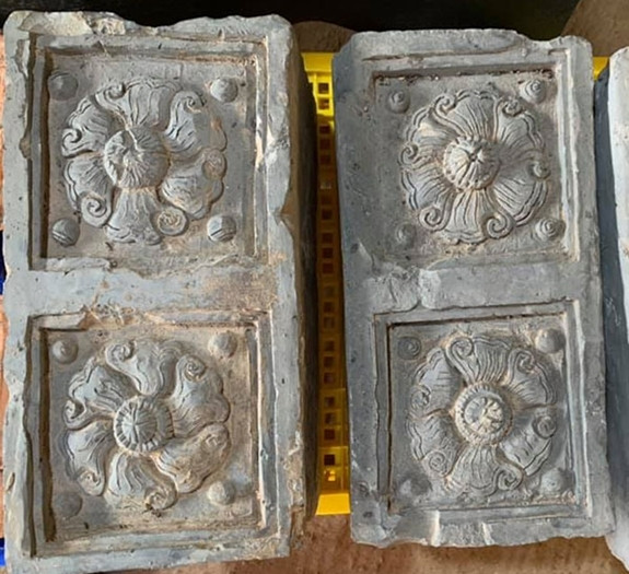 Découverte de plusieurs reliques archéologiques dans la cité impériale de Thang Long ảnh 1 Découverte de plusieurs reliques archéologiques dans la cité impériale de Thang Long ảnh 1