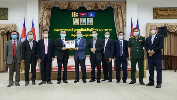 Le Cambodge remercie le Vietnam pour son soutien médical dans la lutte contre le COVID-19 ảnh 1 Le Cambodge remercie le Vietnam pour son soutien médical dans la lutte contre le COVID-19 ảnh 1