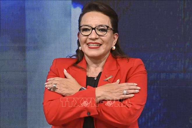 Message de félicitations à la nouvelle présidente du Honduras ảnh 1