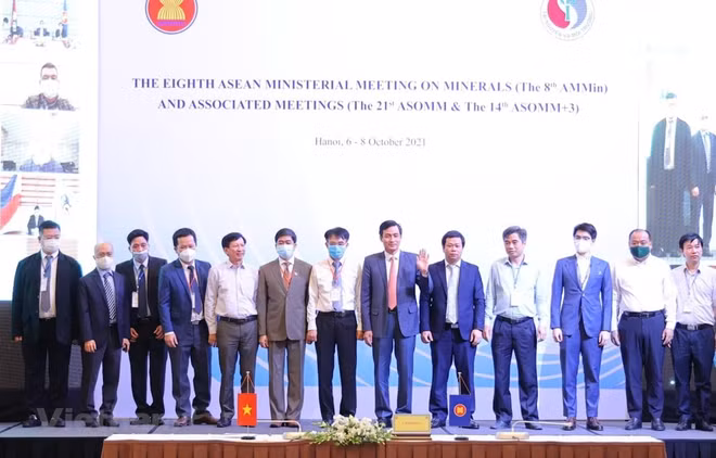 Le Vietnam appelle les pays de l'ASEAN à coopérer pour une exploitation minière durable ảnh 1