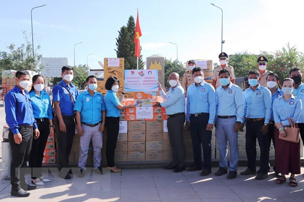 COVID-19 : le Cambodge offre de la nourriture et du matériel médical au Vietnam ảnh 1 COVID-19 : le Cambodge offre de la nourriture et du matériel médical au Vietnam ảnh 1