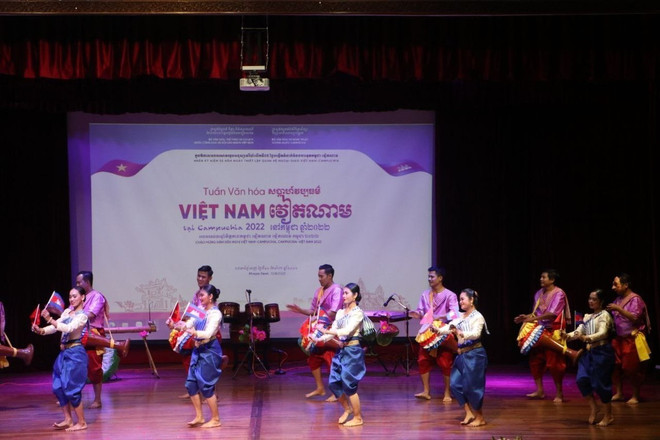 Échange culturel entre le Vietnam et le Cambodge ảnh 1 Échange culturel entre le Vietnam et le Cambodge ảnh 1