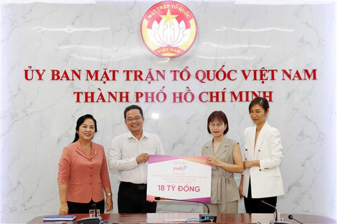 Fête de la mi-automne: dons pour des orphelins et personnes démunies à HCM-Ville ảnh 1 Fête de la mi-automne: dons pour des orphelins et personnes démunies à HCM-Ville ảnh 1