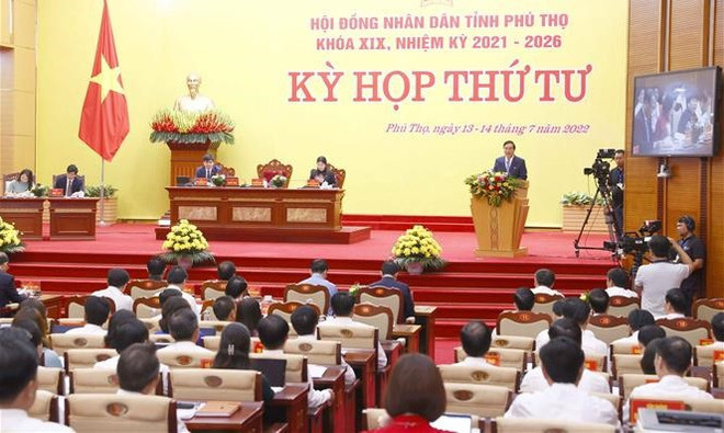 Le président de l'AN assiste à la 4e session du Conseil populaire de Phu Tho ảnh 1 Le président de l'AN assiste à la 4e session du Conseil populaire de Phu Tho ảnh 1