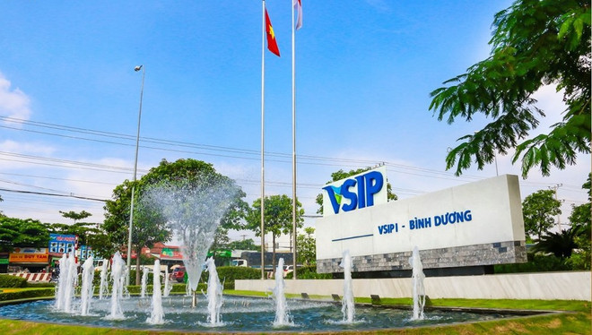 Le vice-Premier ministre singapourien apprécie le modèle de VSIP à Binh Duong ảnh 2 Le vice-Premier ministre singapourien apprécie le modèle de VSIP à Binh Duong ảnh 2