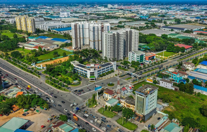 IDE: plus de 2,5 milliards de dollars versés à Binh Duong depuis janvier ảnh 2 IDE: plus de 2,5 milliards de dollars versés à Binh Duong depuis janvier ảnh 2