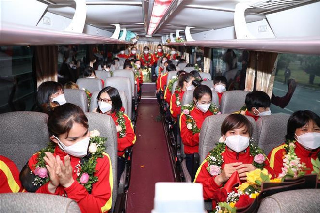 Les footballeuses vietnamiennes rentrent au pays après un parcours historique ảnh 3 Les footballeuses vietnamiennes rentrent au pays après un parcours historique ảnh 3