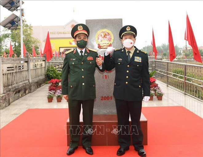 Le 7e échange d'amitié de la défense frontalière Vietnam-Chine ảnh 2 Le 7e échange d'amitié de la défense frontalière Vietnam-Chine ảnh 2