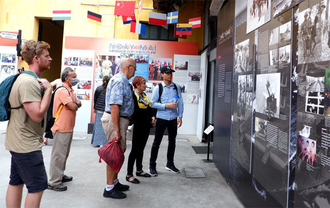 Septembre: forte hausse du nombre de touristes étrangers à Hanoï ảnh 2