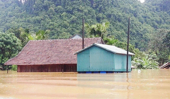 PNUD et WorldShare construisent davantage de maisons résistantes aux inondations à Quang Binh ảnh 1 PNUD et WorldShare construisent davantage de maisons résistantes aux inondations à Quang Binh ảnh 1